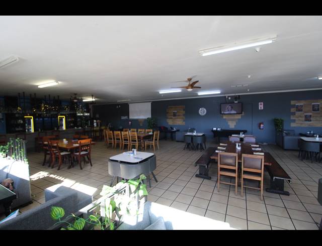 370M² RESTAURANT TO LET IN SALDANHA CENTRAL